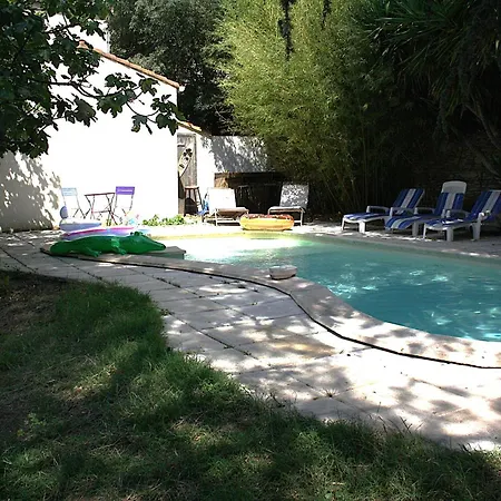 Chalet 3 En Bois Avec Acces Piscine Nimes