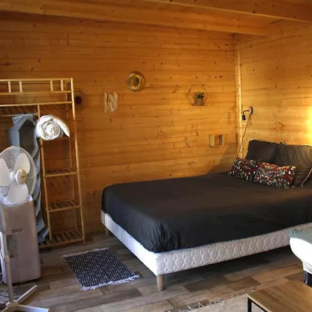 בקתה 3 En Bois Avec Acces Piscine *